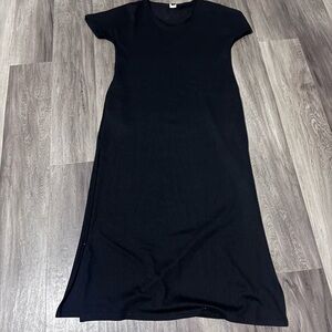 Elegant Black Maxi Dress